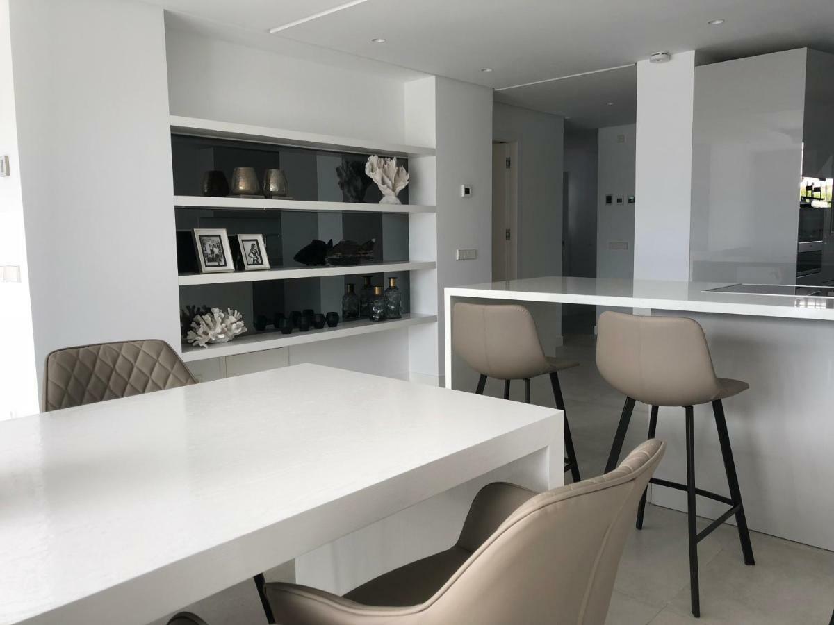 Modern Apartment Puente Romano Μαρμπέλλα Εξωτερικό φωτογραφία