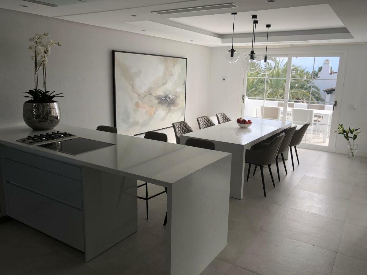 Modern Apartment Puente Romano Μαρμπέλλα Εξωτερικό φωτογραφία