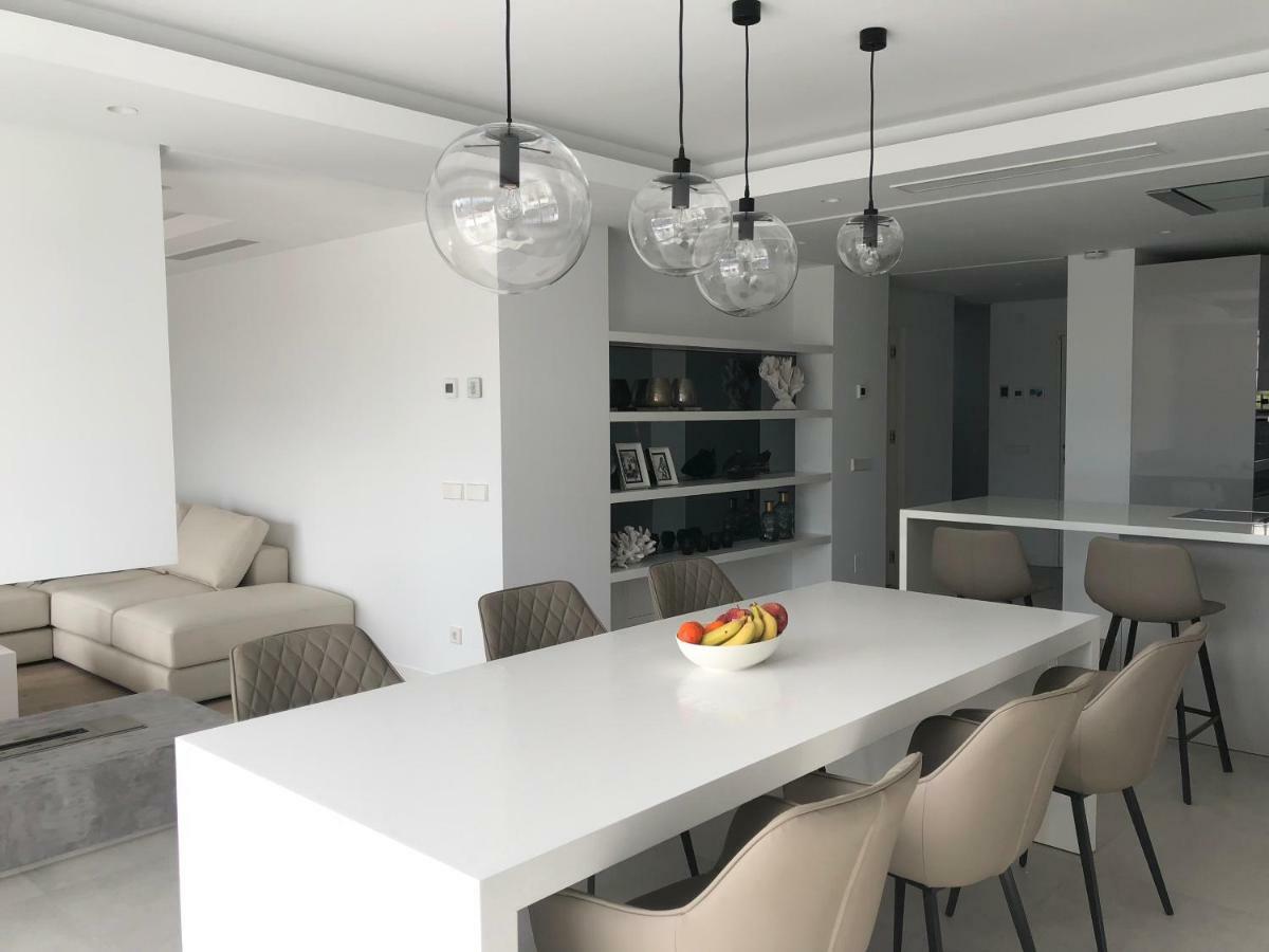 Modern Apartment Puente Romano Μαρμπέλλα Εξωτερικό φωτογραφία